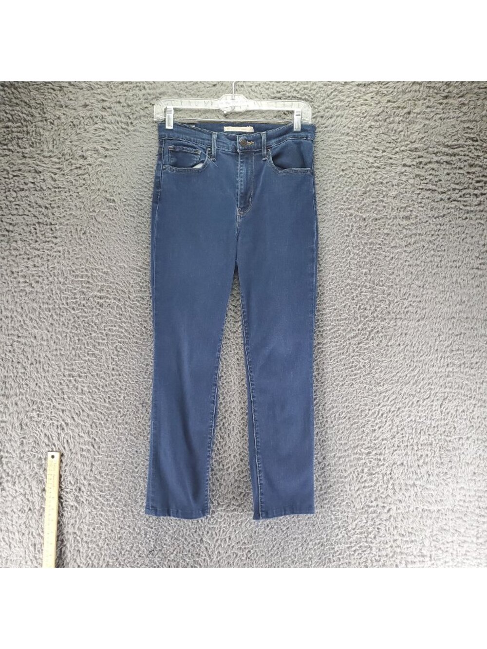 Levis Jeans Womens 28 Blue Premium 724 High Rise Straight Stretch Denim *Read*